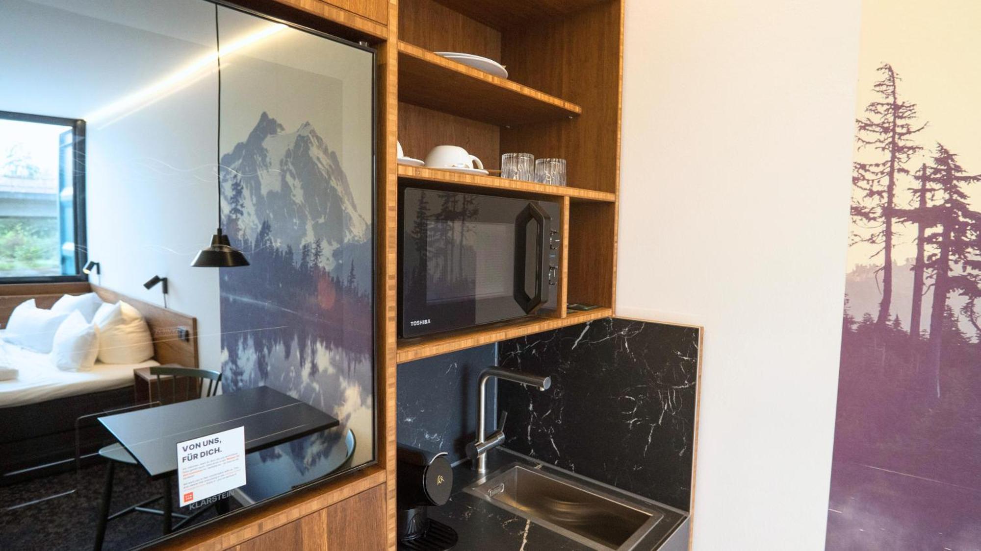 Tin Inn - Heinsberg - Das Hotel Aus Hochwertig Ausgebauten Ueberseecontainern Экстерьер фото